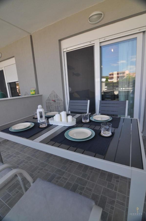 Zennova #24, Flow Nikiti Family Apt Exterior photo