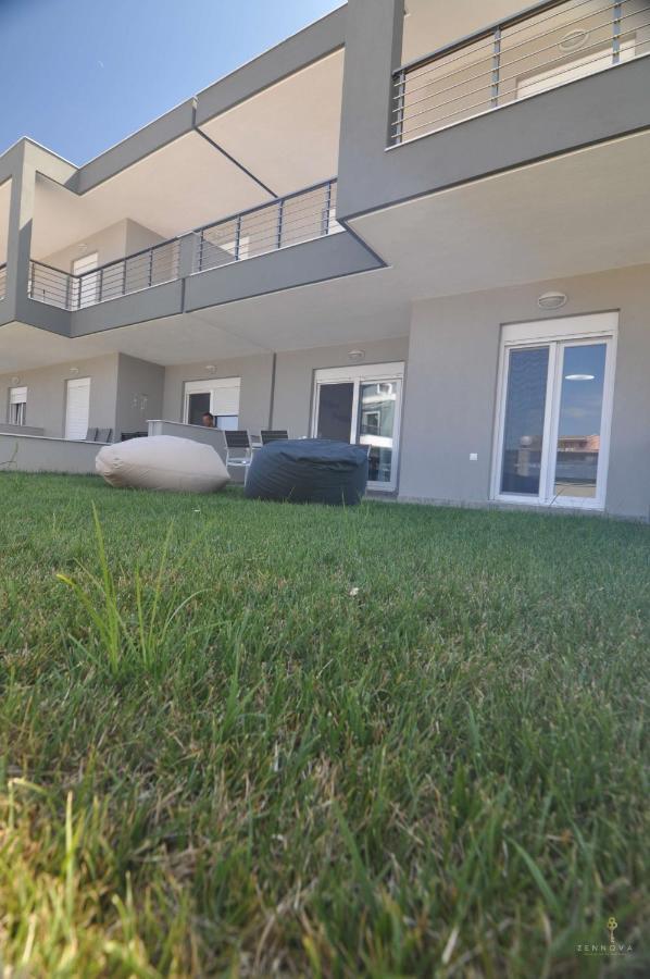 Zennova #24, Flow Nikiti Family Apt Exterior photo